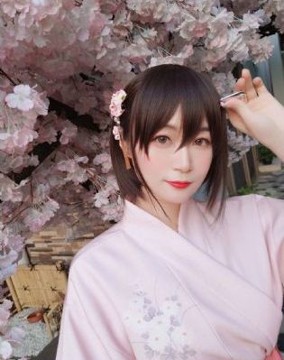 热线女孩韩国_BD英语手机在线看