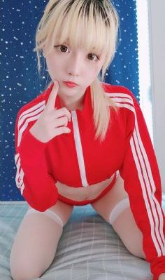 九九青青_高清免费在线播放