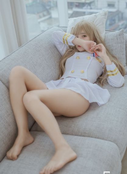 厨房抱住岳激情_西瓜视频免费观看