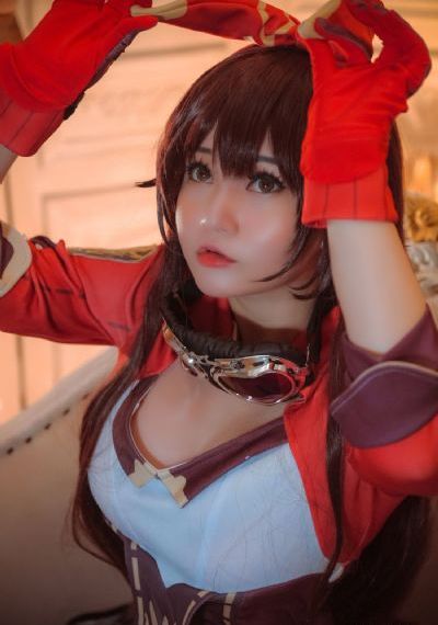 《公司交换:老板与女职员》_BD韩语完整视频观看