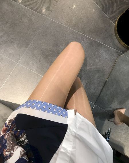 新婚娇妻被肉记第四部_剧情片免费观看韩国