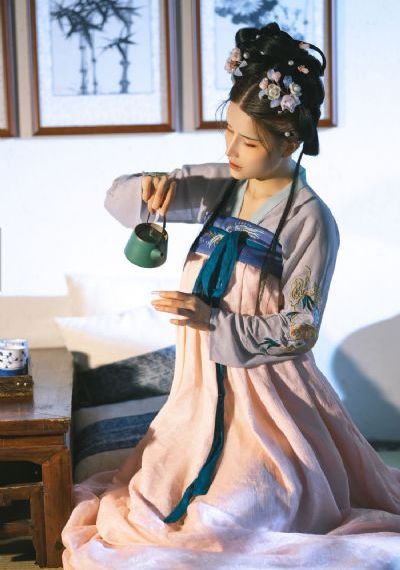 领居姐姐_高清版完整版未删减